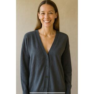 CLOSED CARDIGAN SWEATER WOOL CASHMERE PREPPY DESIGNER LUXURY OFFICE FALL TIME